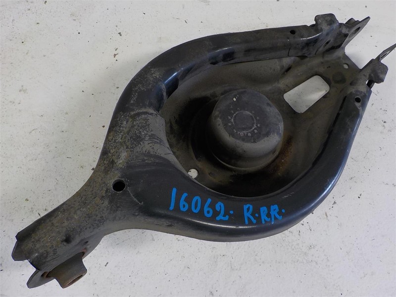 07 08 09 10 11 12 13 Acura MDX Rear RH Lower Control Trailing Arm 52350-STX-A01
