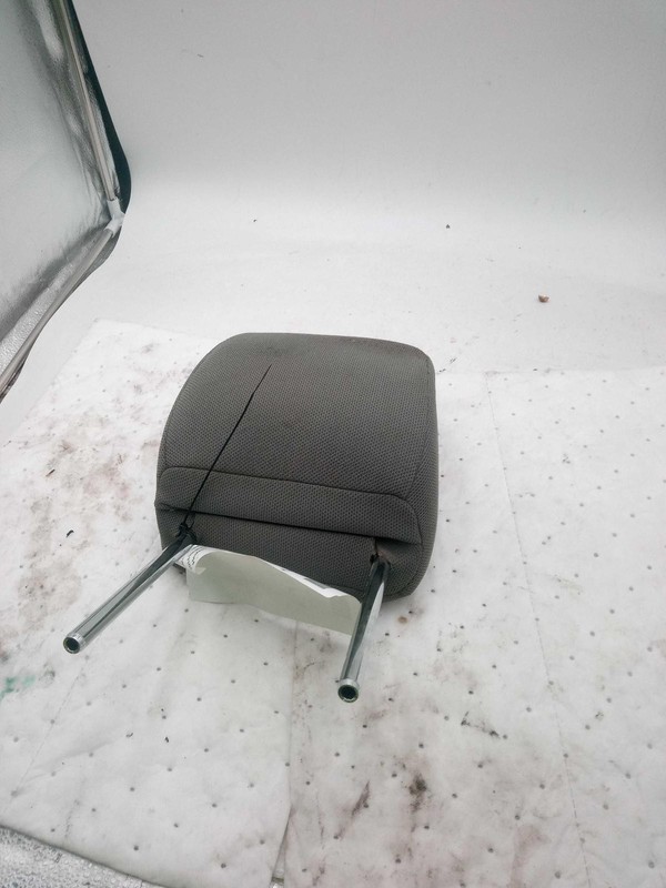 2014 Nissan Frontier Headrest White Used OEM Part NJ25-26651-673333