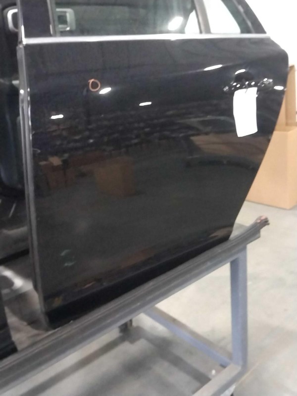 2016 VOLVO V60 Left Rear Door Black - Good Condition, 129K Miles, OEM Part