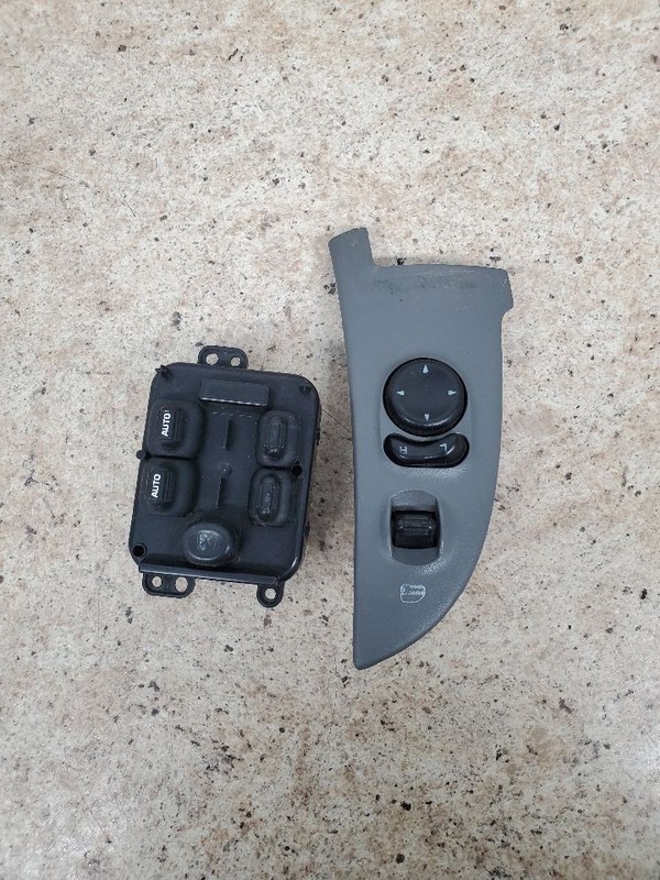 Driver Front Door Switch Driver's Mirror LHD Fits 04-07 LIBERTY 304566