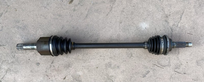 04-05 MAZDASPEED Miata Rear Cw Axle Assembly PARTS ONLY THREADS DAMAGED
