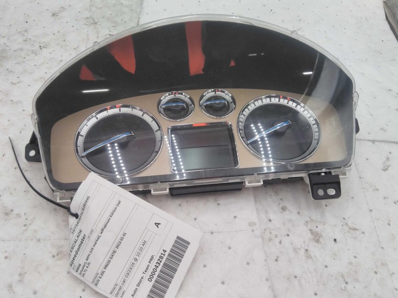 2012 Cadillac Escalade Speedometer Gauge OEM Silver 140K Miles NJ25-26742-677865