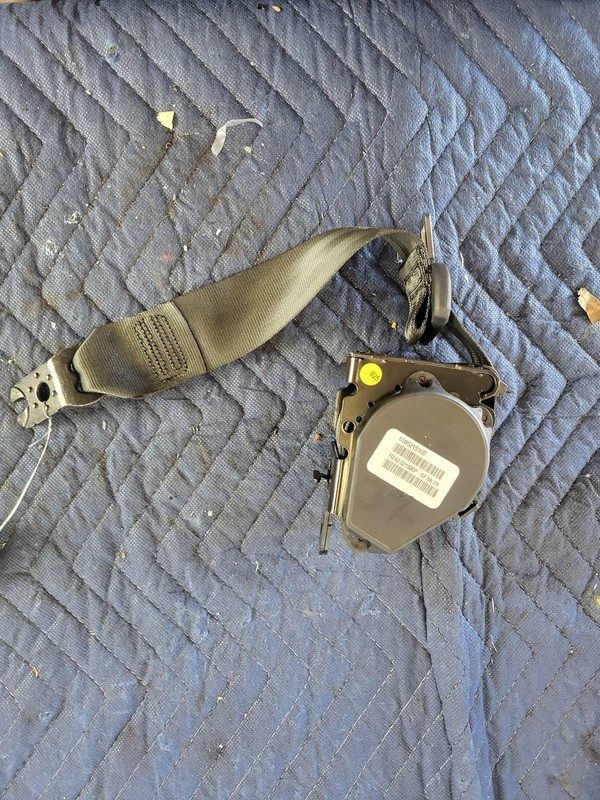 Used Oem Volkswagen 2nd Row Left Driver Rear Seat Belt Retractor 2019-2025 Jetta