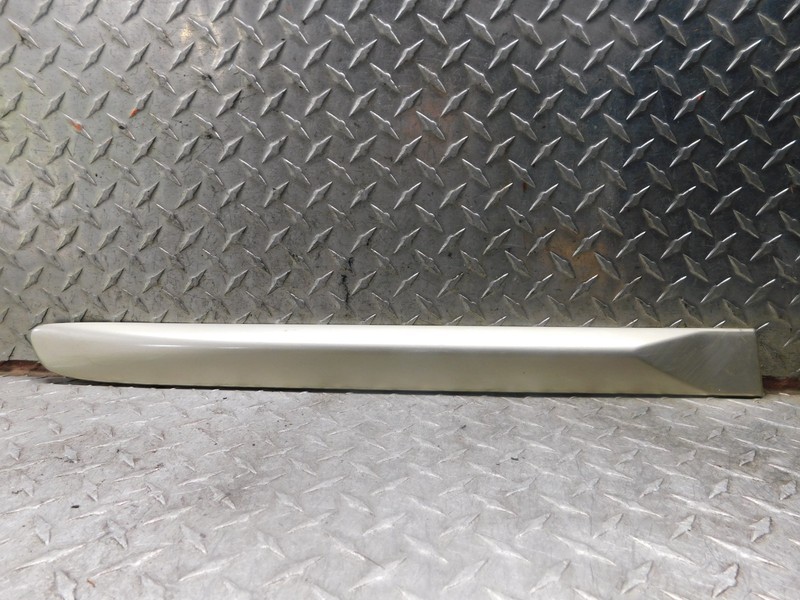 2007-2011 HONDA CR-V RIGHT PASSENGER REAR DOOR MOLDING TRIM BEIGE YR566M