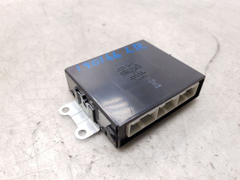 04-06 LEXUS LS430 MULTIPLEX NETWORK CONTROL MODULE ECM ASSEMBLY