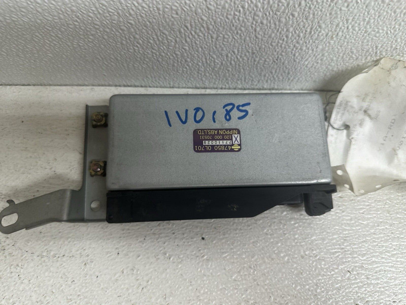 1998-1999 Nissan Maxima ABS Anti Locking Brakes Control Module Computer Brake