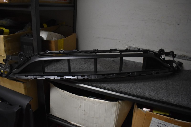 2021-2023 MERCEDES BENZ E53 AMG 4MATIC LOWER MOUNT FACTORY OEM