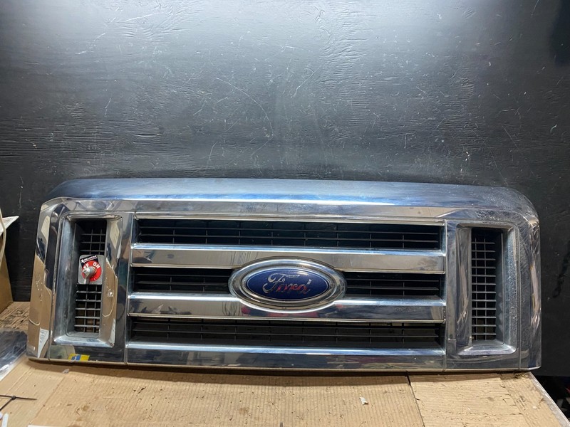 2008 to 2014 Ford Econoline E150 E250 Front Upper Chrome Grill Grille X0157 DG