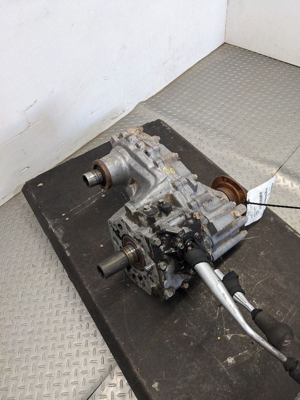 Transfer Case Manual Transmission Fits 89-93 MAZDA B-2600 1182602
