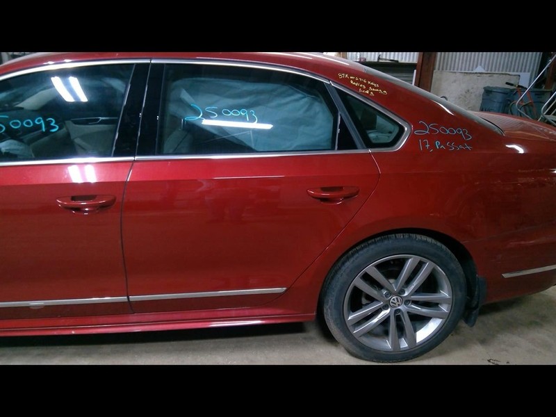 Driver Rear Side Door Electric Sedan Fits 12-19 PASSAT 1552197