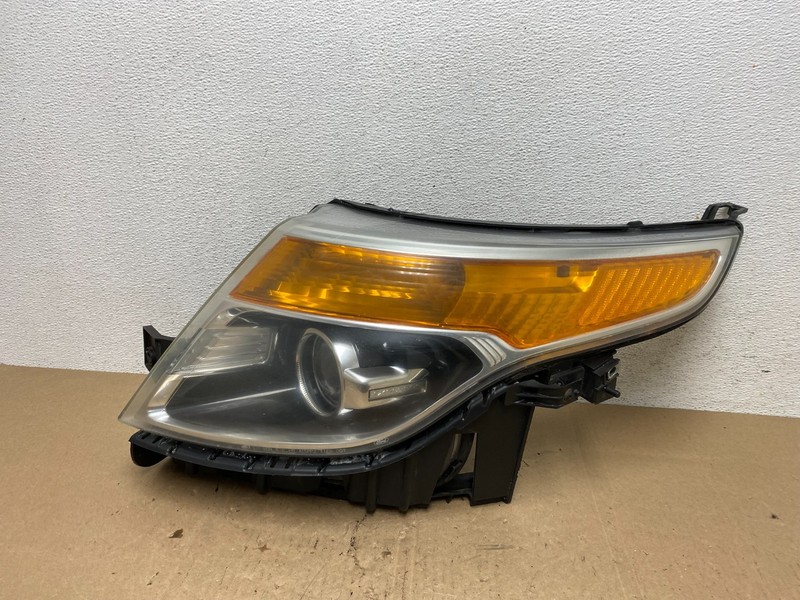 2011 to 2015 Ford Explorer Left Driver LH Halogen Headlight Oem AE6128 DW