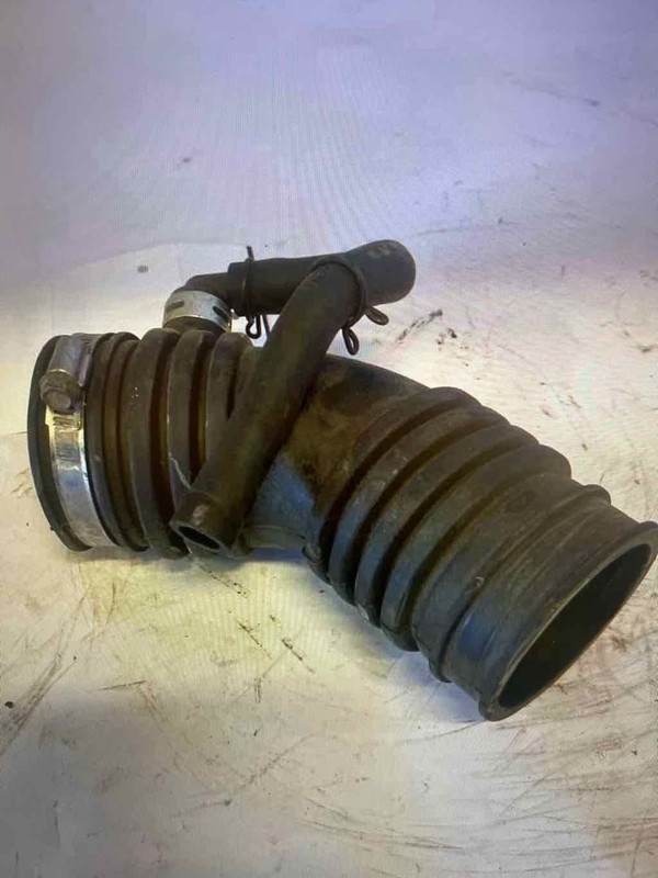 Air Intake Tube/resonator TOYOTA PICKUP 92 93 94 95 91 90 89