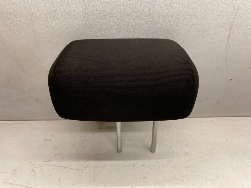 2014-2018 JEEP CHEROKEE RIGHT CENTER MIDDLE SEAT HEADREST BLACK CLOTH OEM