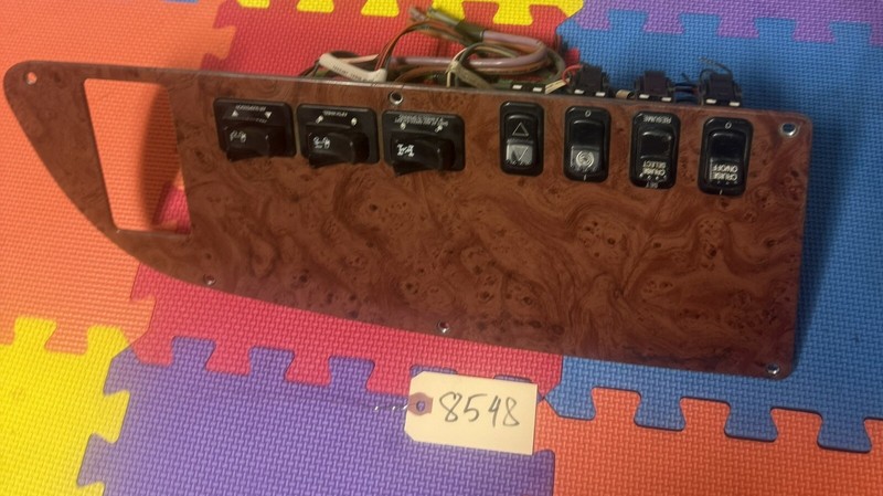 PETERBILT PANEL "B" WOODGRAIN VERMIL - P/N: 17-05006M001