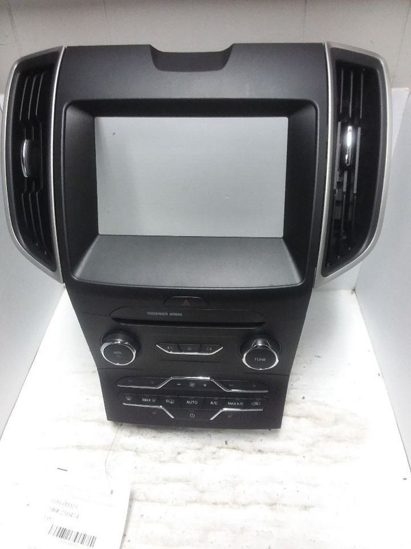 Radio Control Panel And Temperature Control Panel Fits 15-18 EDGE FT4T-18E245-BP