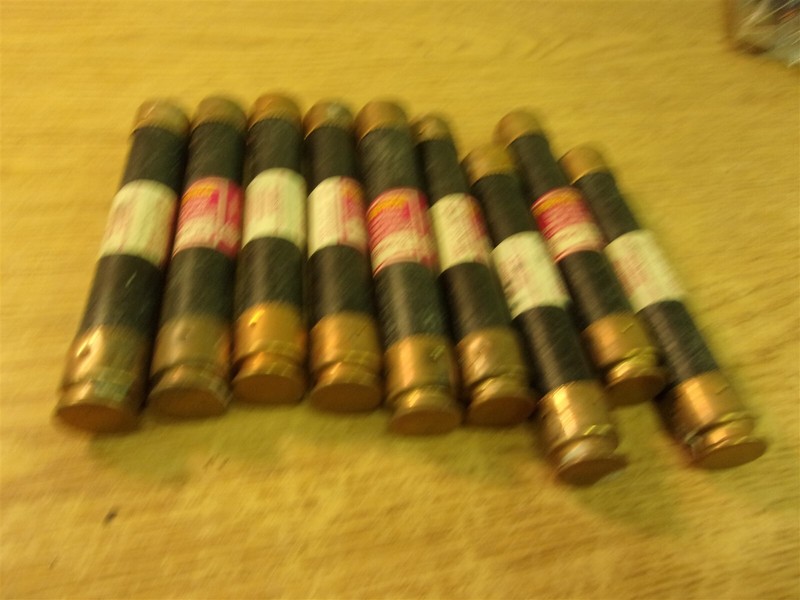 Fusetron FRS-R-12 600VAC Fuses, Lot of 9 *FREE SHIPPING*