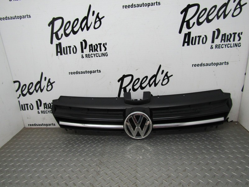 2014 Volkswagen Golf V11 Front Grille OEM