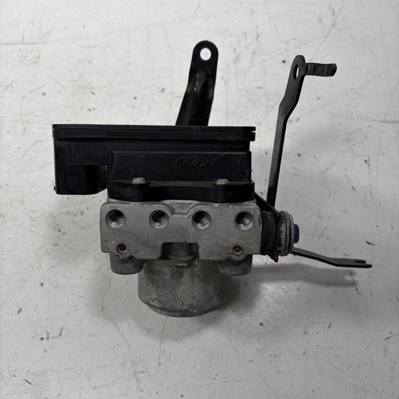 09-10 Honda Fit ABS Pump Modulator Valve Assembly 57110-TF0-Y01 OEM
