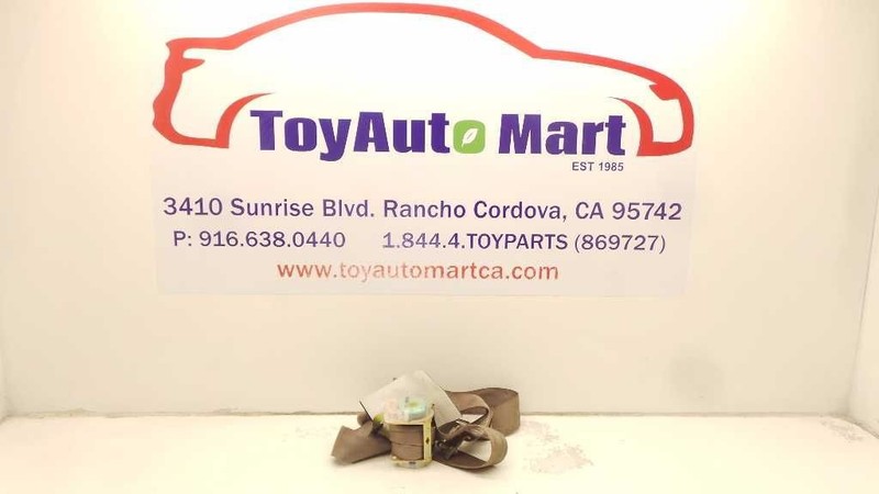 SIENNA98 99 00 Rear Seat Belts RH MIDDLE