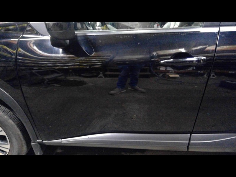 Driver Left Front Door Japan Built Without Solar Fits 21-23 ROGUE 1704433