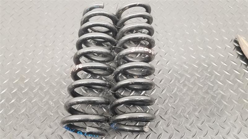 05-14 Chrysler 300 Rear Coil Springs Pair OEM 5168888AC