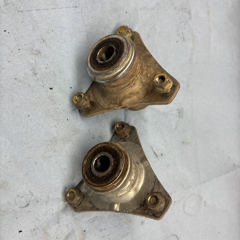 1986 Suzuki LT50 LT 50 Front Wheel Hubs BearingsGood 84-87