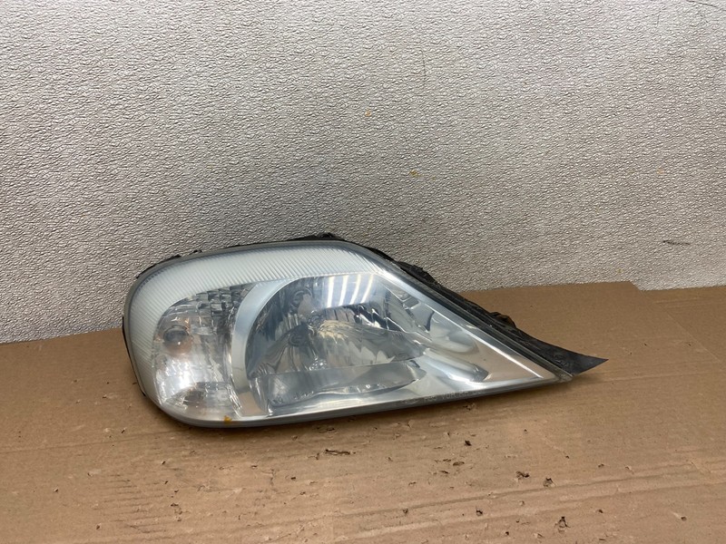2000 to 2005 Mercury Sable Right Passenger Side Halogen Headlight OEM AB1472 DW