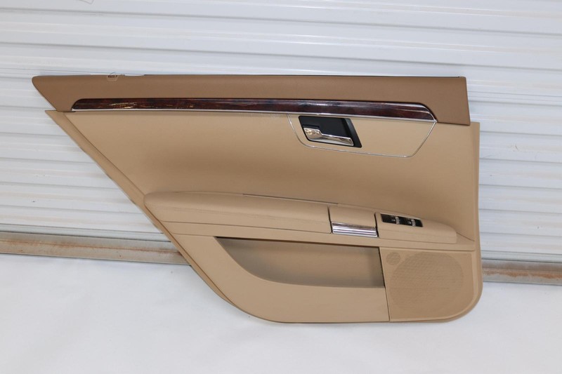2007-2013 MERCEDES S-CLASS S400 S550 W221 REAR LEFT SIDE DOOR PANEL TRIM COVER