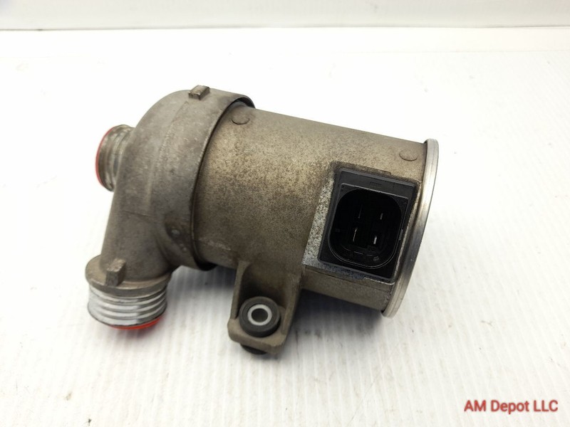 2014 BMW 328i N20 N26 F30 F31 Electric Coolant Pump 11517604027