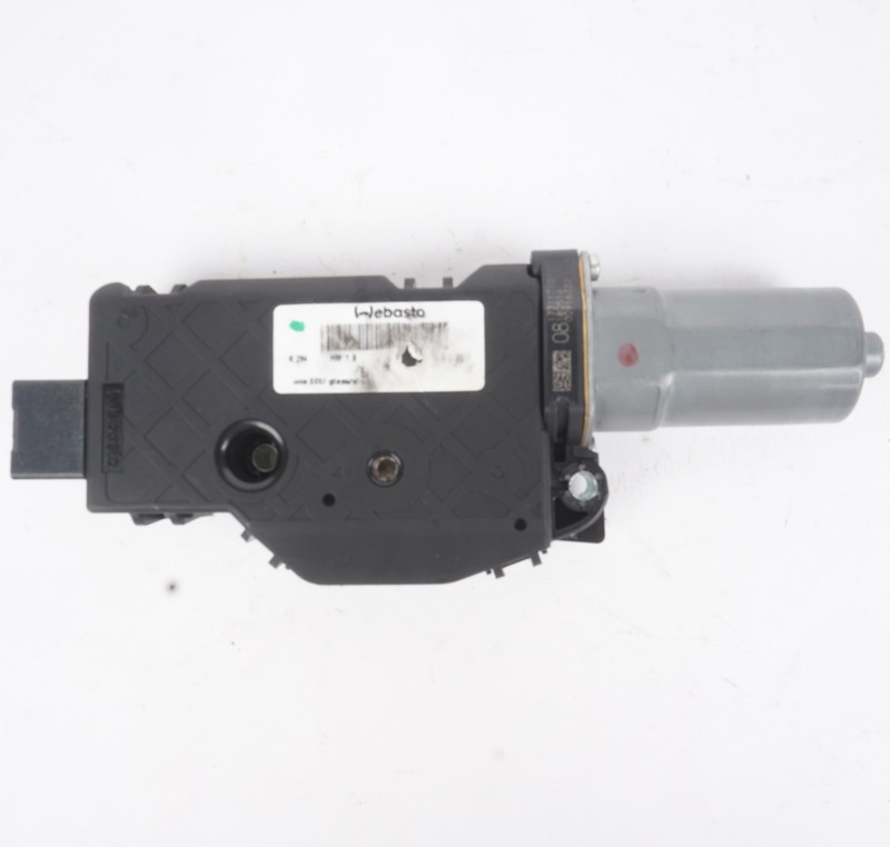 2017 - 2019 Alfa Romeo 952 Giulia Panoramic Sunroof Sun Roof Motor OEM