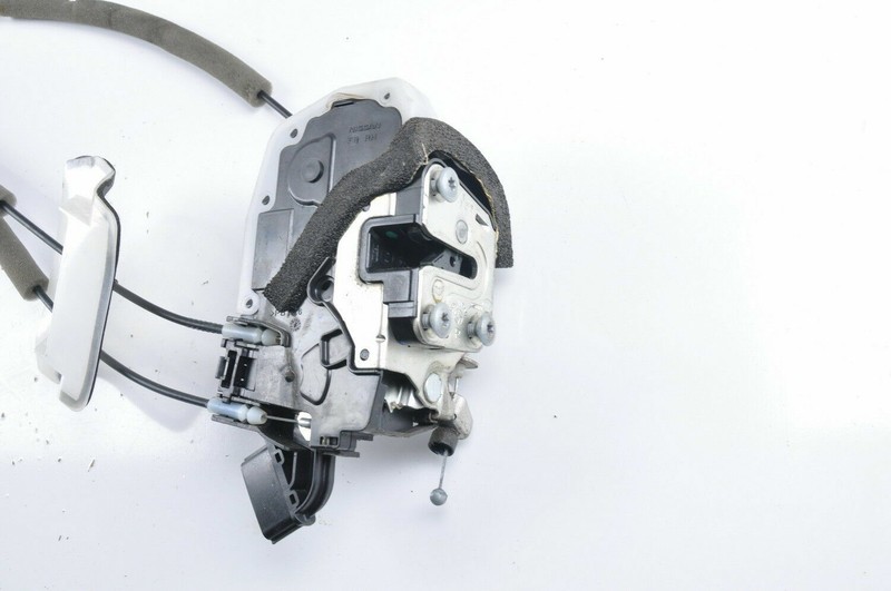 INFINITI G37 G35 G25 Q40 Front Right RH Door Lock Latch Actuator OEM 2007-2015 *