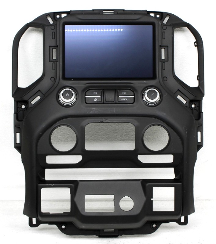 OEM GMC Sierra 1500, Denali Radio/Audio 84746879 Scratches on Bezel