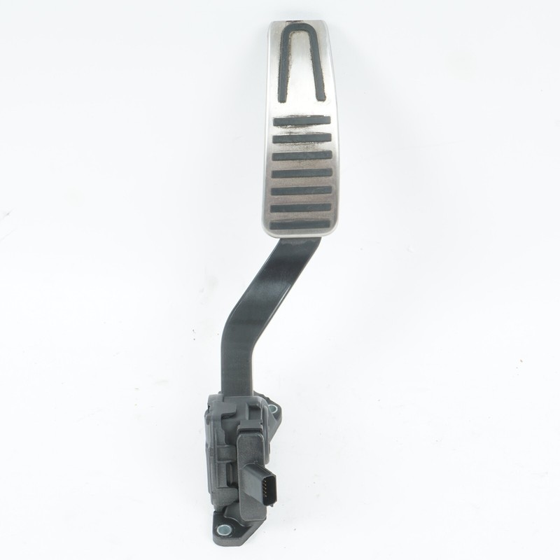 2014 - 2017 MASERATI QUATTROPORTE ACCELERATOR PEDAL 04861714AF OEM