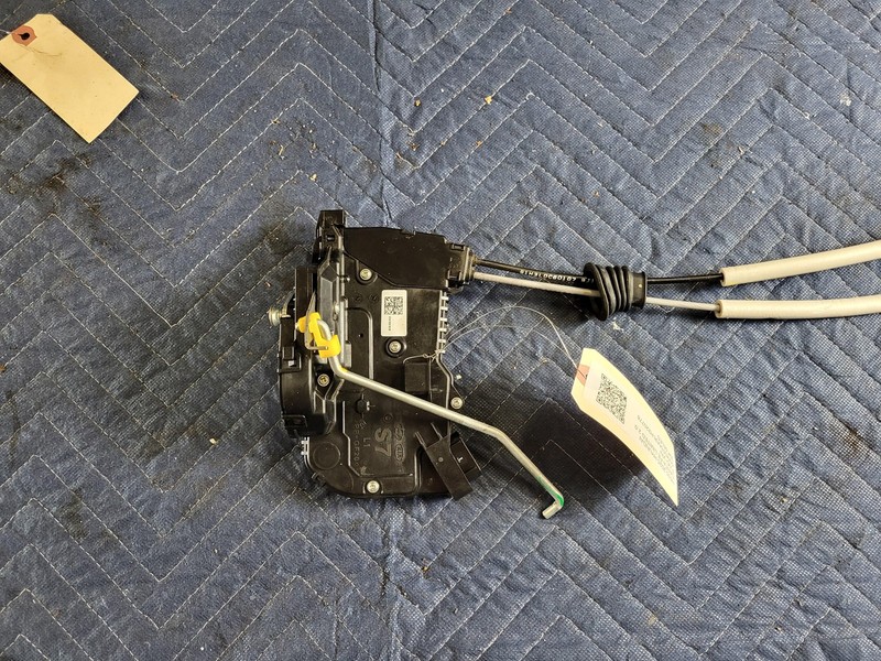 Used Oem Hyundai Left Driver Rear Door Lock Latch for 2019-2020 Santa Fe