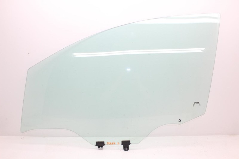 Driver Left Front Door Window Glass Fits 13-17 LEAF