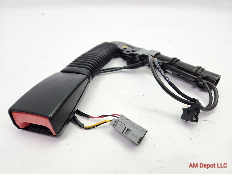 2011 Mini Cooper S R56 R57 R55 R58 R59 Right Front Seat Buckle 72117211592