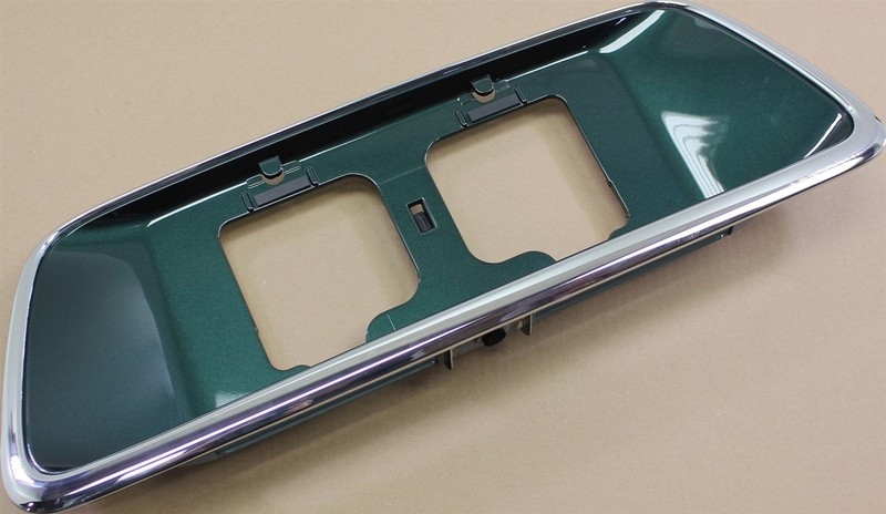 96-98 Acura RL License Plate Garnish Rear Green 74890SZ3A00ZA OEM