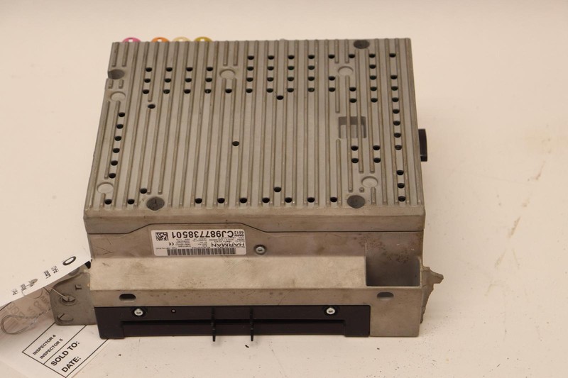 2011-2017 BMW X3 F26 AUDIO SYSTEM RADIO RECEIVER CONTROL UNIT HARMAN OEM