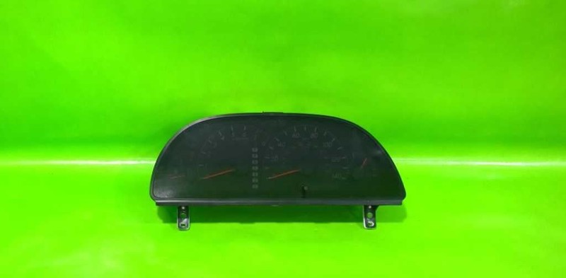 05 06 CAMRY LE 2.4L SPEEDOMETER CLUSTER MPH 239K MILES OEM 4111-1
