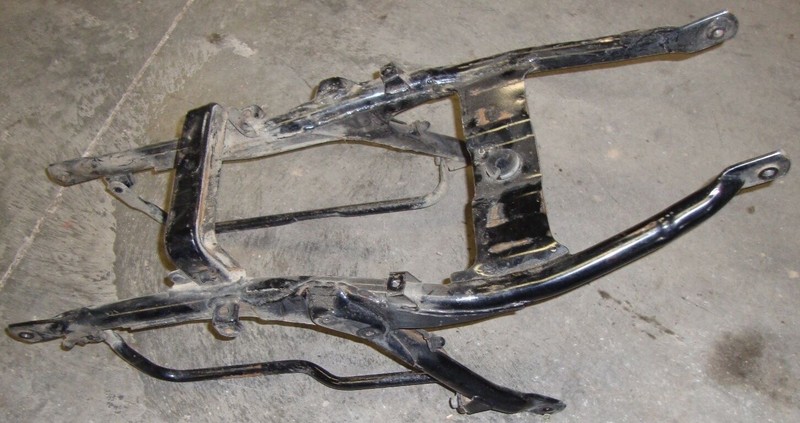 1985 Yamaha Venture XVZ1200 XVZ 1200 D Rear Sub Frame Brace Mount Back XVZ1200D