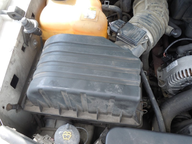 2001-2003 Mercury Mountaineer 4.0L Air Cleaner Housing Box OEM