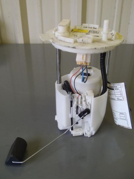 Fuel Pump 3.5L Without Turbo FWD Fits 2010-2012 Ford Taurus 33770