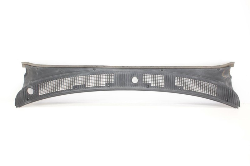 95-00 Toyota TACOMA 2.7L Front Windshield Wiper Cowl Grille 5570835020