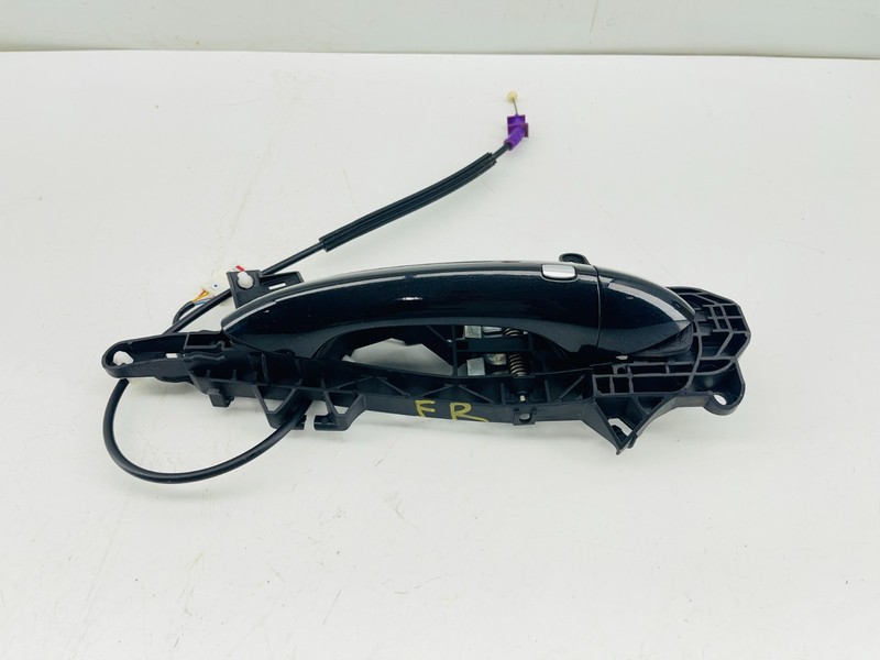 18-20 BUICK REGAL Sportback FRONT RIGHT PASSENGER SIDE EXTERIOR DOOR HANDLE OEM
