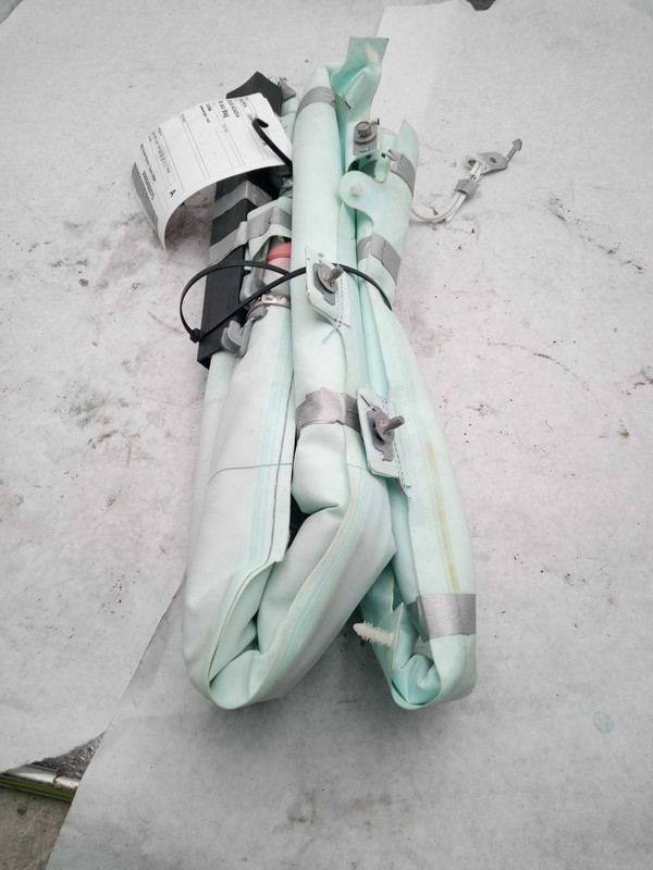 Used Right Curtain Air Bag fits: 2019 Gmc Acadia VIN Z 11th digit passenger roof