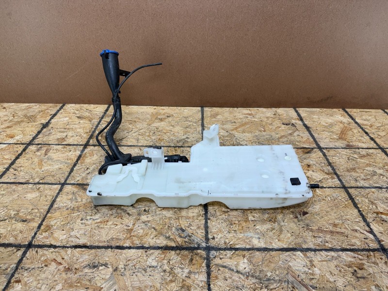 GENESIS GV70 2022-2025 OEM WINDSHIELD WASHER RESERVOIR WATER TANK WITH PUMP ASSY
