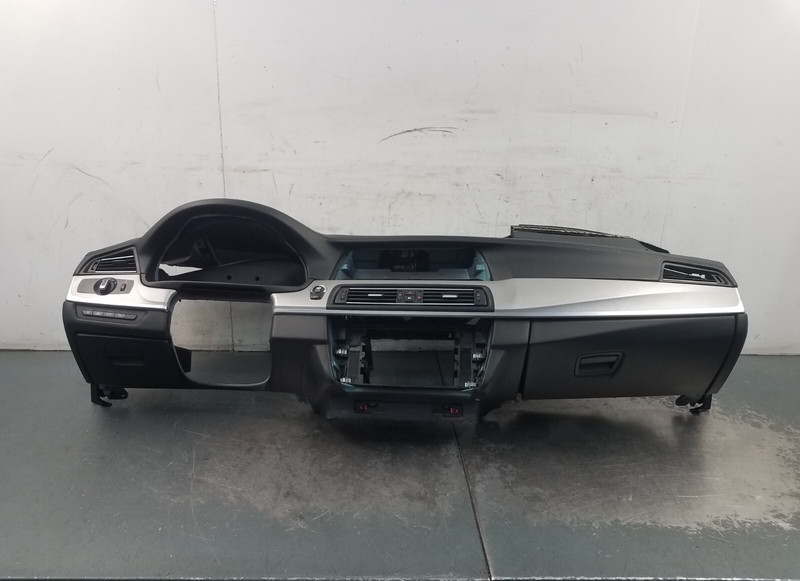 2016 BMW M5 F10 Dash Panel / Glovebox #5706 B6
