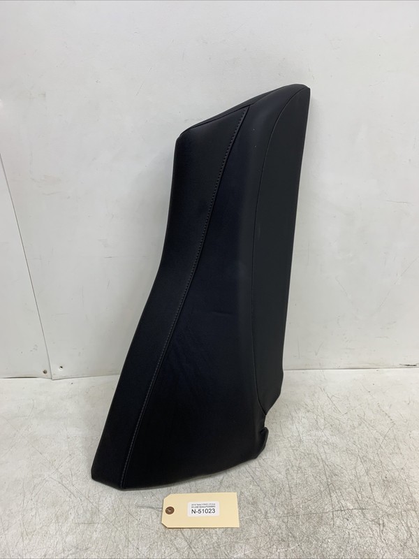 17-23 TESLA 3 REAR RH SECOND ROW SEAT BOLSTER CUSHION 1096031-91-H 51023 U14