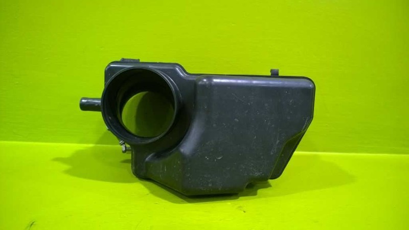 07 08 09 10 SIENNA HIGHLANDER AIR CLEANER INTAKE TUBE W/RESONATOR OEM 3321-58