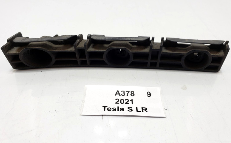 ✅ 2021-2025 OEM Tesla Model S Rear Right Passenger Side Rocker Support Bracket